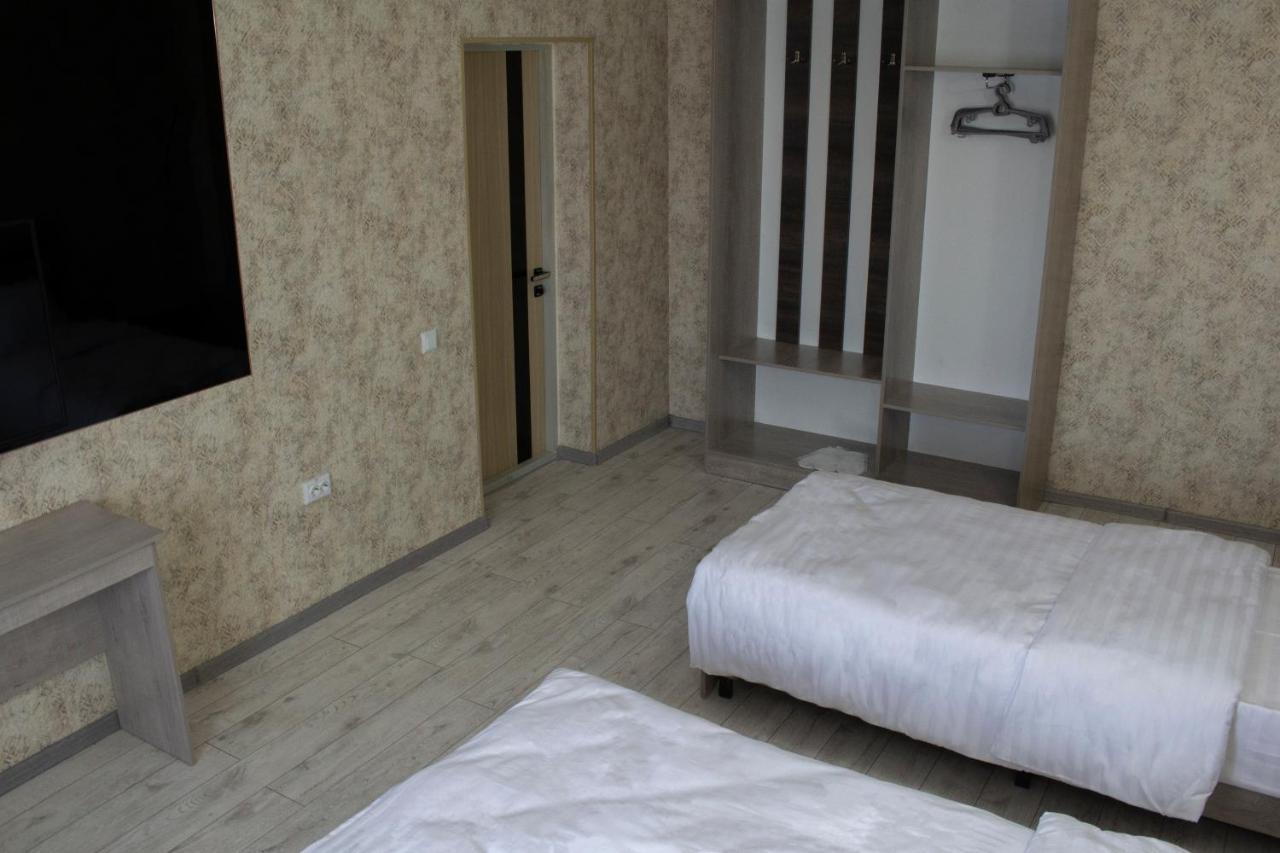 Artist Regenci Hotel Tashkent Bagian luar foto