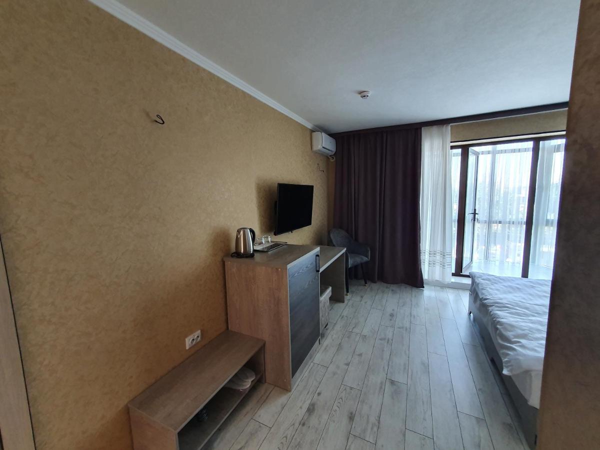 Artist Regenci Hotel Tashkent Bagian luar foto